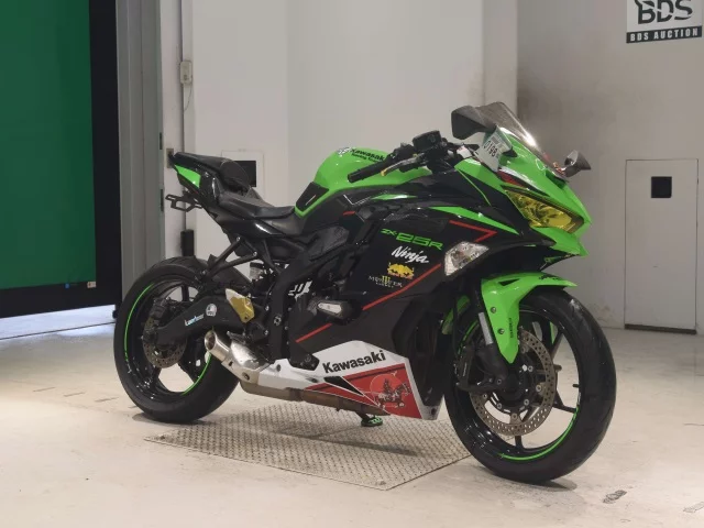 Kawasaki ZX-25R  с аукциона в Японии
