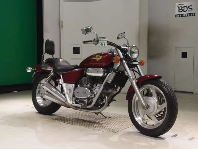 Honda MAGNA 250  с аукциона в Японии