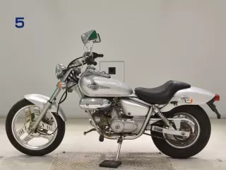 Honda MAGNA 50