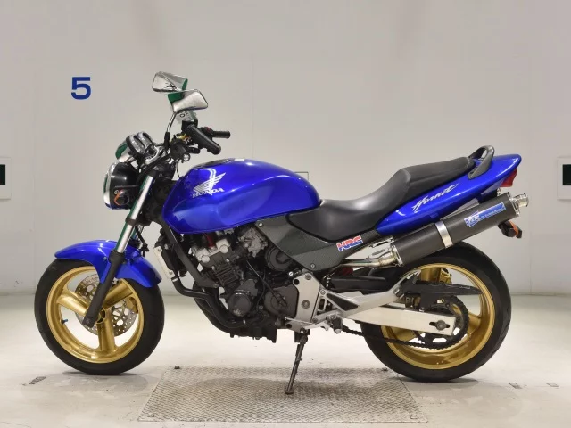 Honda HORNET250  с аукциона в Японии