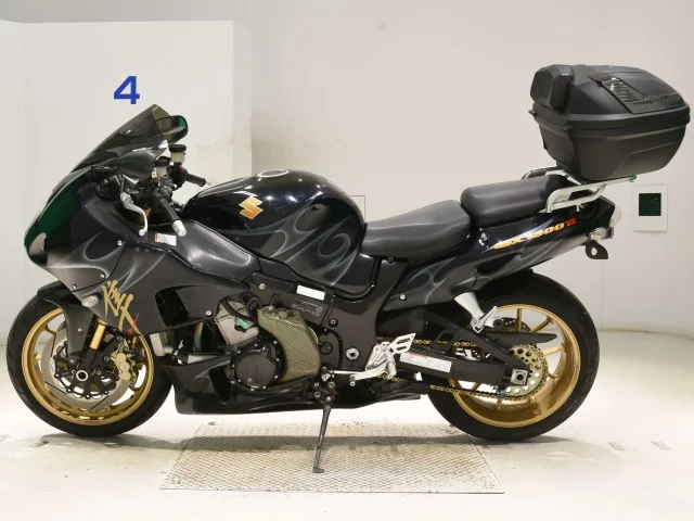 Suzuki GSX1300R HAYABUSA  с аукциона в Японии