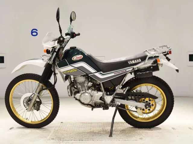 Yamaha SEROW 225-3  с аукциона в Японии