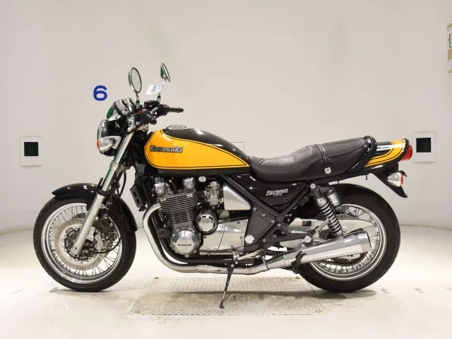 Kawasaki ZEPHYR1100RS  с аукциона в Японии