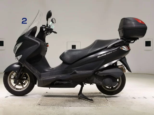 Suzuki BURGMAN200  с аукциона в Японии