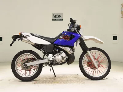 Yamaha LANZA DT230