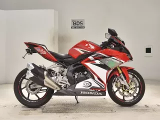 Honda CBR250RR-2
