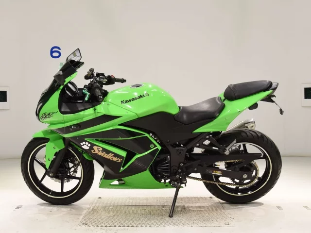 Kawasaki NINJA250R  с аукциона в Японии