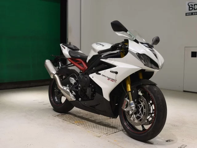 Triumph TRIUMPH DAYTONA675R  с аукциона в Японии