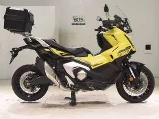 Honda X-ADV750-2
