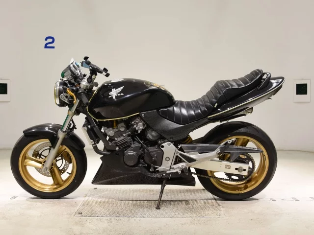 Honda HORNET250  с аукциона в Японии
