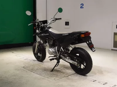 Honda XR100 MOTARD