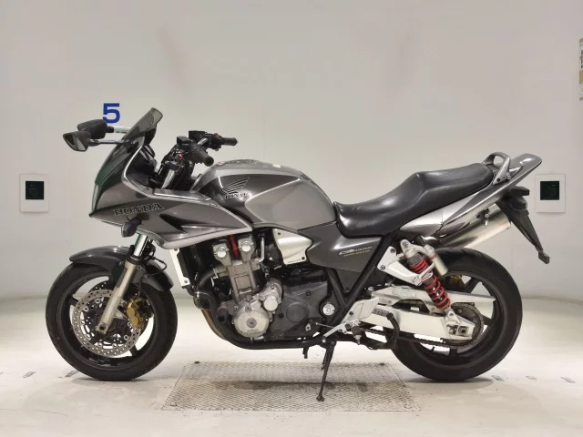 Honda CB1300SF BOLDOR  с аукциона в Японии