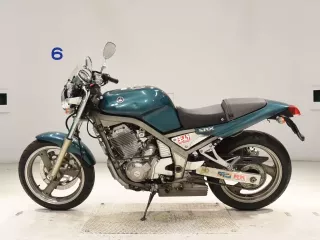 Yamaha SRX400-4