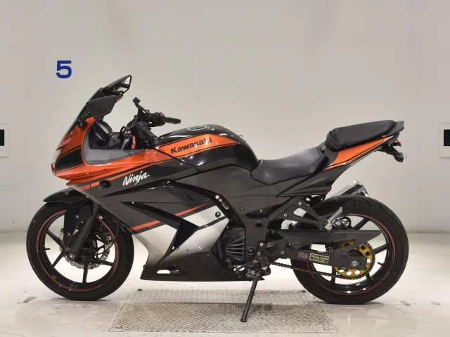 Kawasaki NINJA250R  с аукциона в Японии