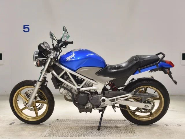 Honda VTR250  с аукциона в Японии