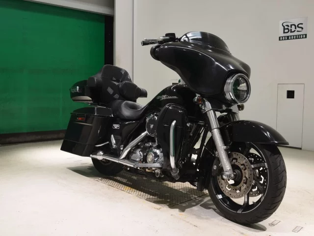 Harley-Davidson HARLEY FLHX1580  с аукциона в Японии