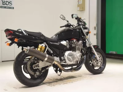 Yamaha XJR1300