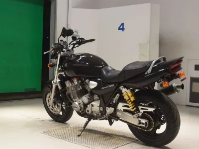 Yamaha XJR1300