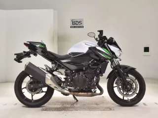 Kawasaki Z400-2