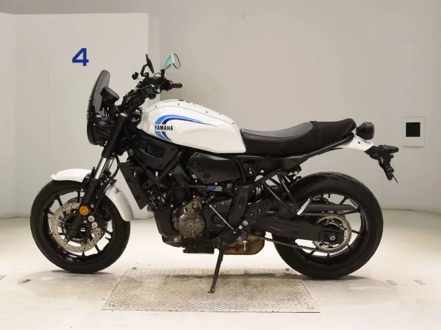 Yamaha XSR700-2  с аукциона в Японии