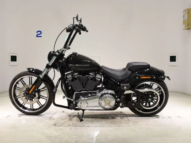 Harley-Davidson HARLEY FXBRS1870  с аукциона в Японии