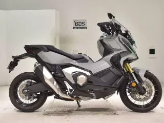 Honda X-ADV750-2