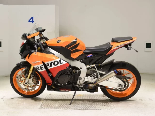Honda CBR1000RR ABS  с аукциона в Японии