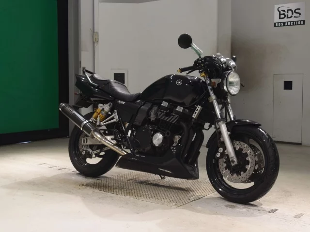 Yamaha XJR400R-3  с аукциона в Японии
