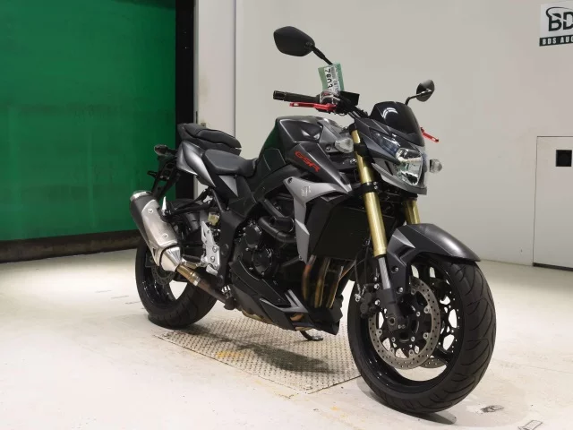 Suzuki GSR750A  с аукциона в Японии
