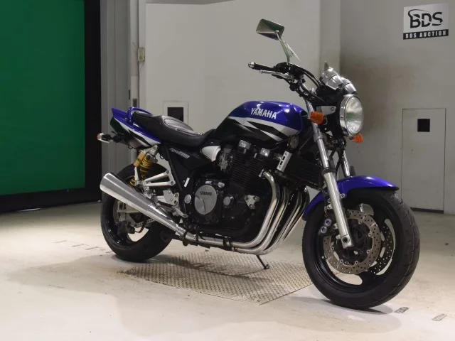 Yamaha XJR1300  с аукциона в Японии