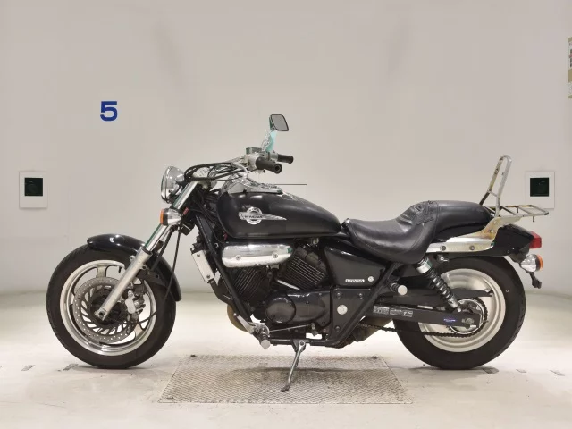 Honda MAGNA 250  с аукциона в Японии