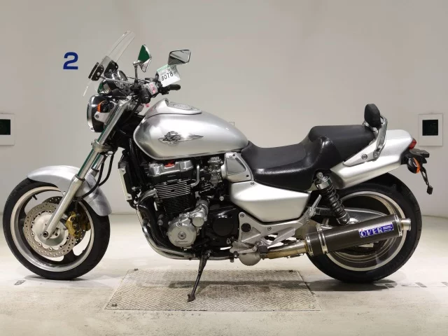 Honda X4  с аукциона в Японии