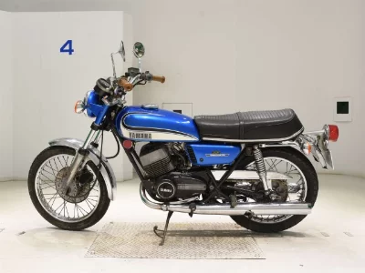 Yamaha RD250 с аукционов Японии