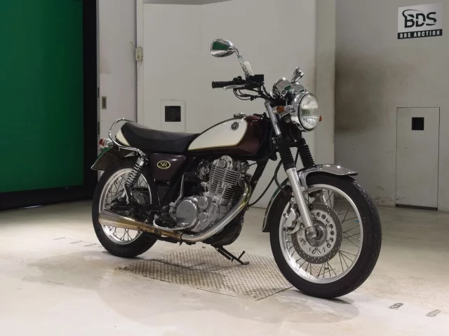 Yamaha SR400-3  с аукциона в Японии