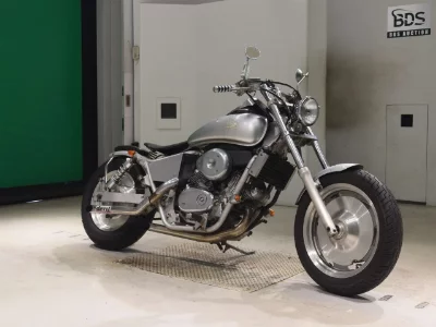 Honda MAGNA 250