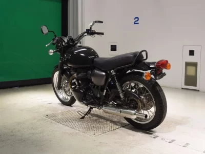 Kawasaki W800-2 STREET