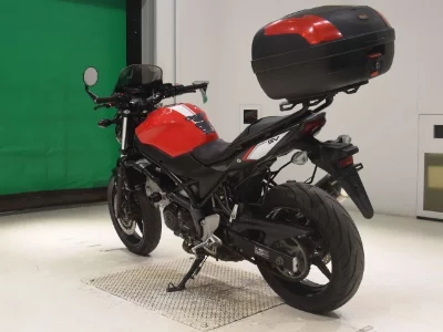 Suzuki SV650A