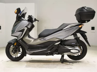Honda FORZA -5