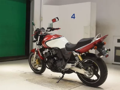Honda CB400SFV-3 с аукционов Японии