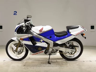 Honda CBR250R