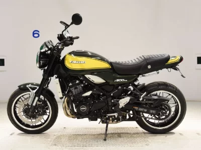 Kawasaki Z900RS