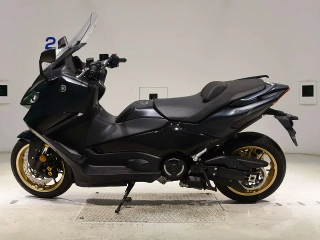 Yamaha T-MAX560T  с аукциона в Японии