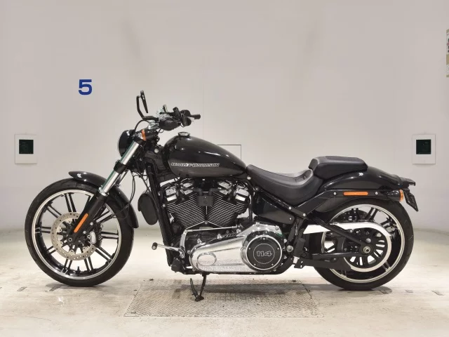Harley-Davidson HARLEY FXBRS1870  с аукциона в Японии
