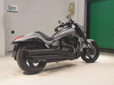Suzuki BOULEVARDM109R