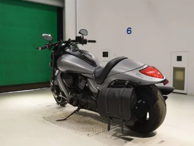 Suzuki BOULEVARDM109R
