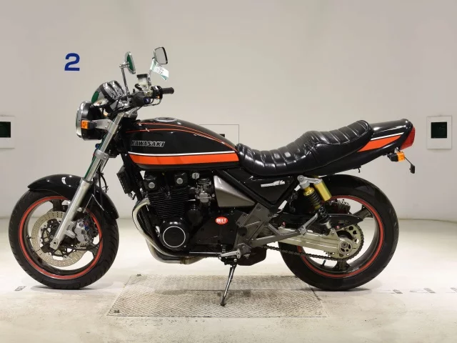 Kawasaki ZEPHYR400K  с аукциона в Японии
