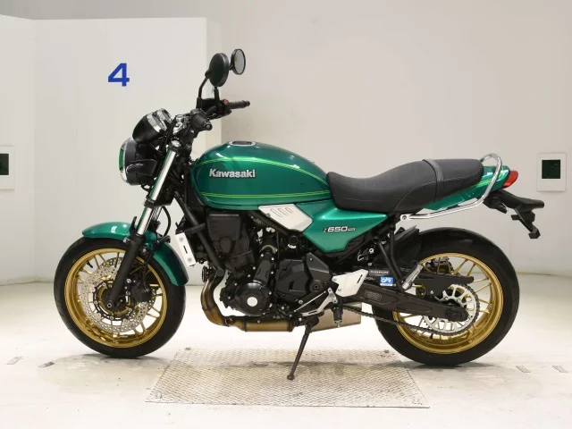 Kawasaki Z650RS  с аукциона в Японии