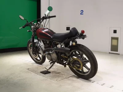 Yamaha SR400-2
