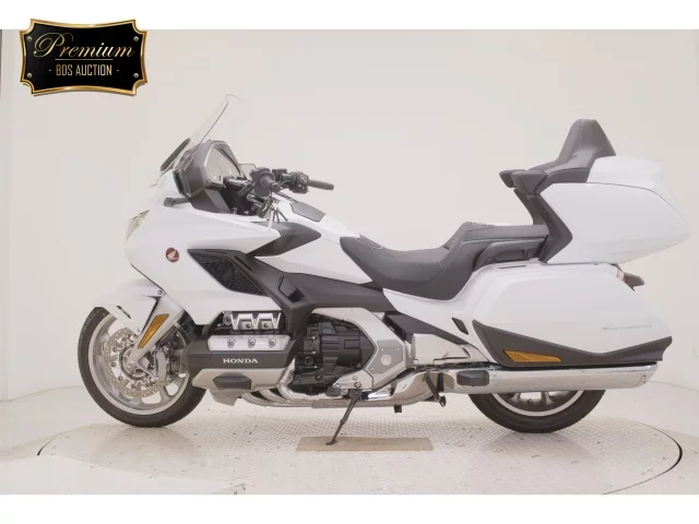 Honda GL1800 TOUR D  с аукциона в Японии