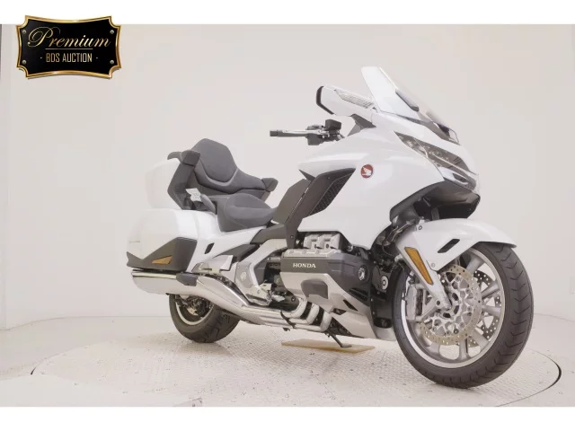 Honda GL1800 TOUR D  с аукциона в Японии